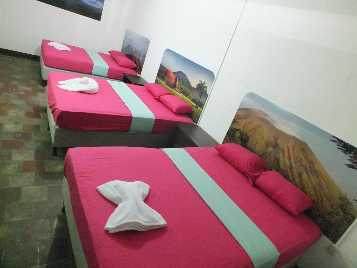 לאון Volcano Hostel מראה חיצוני תמונה