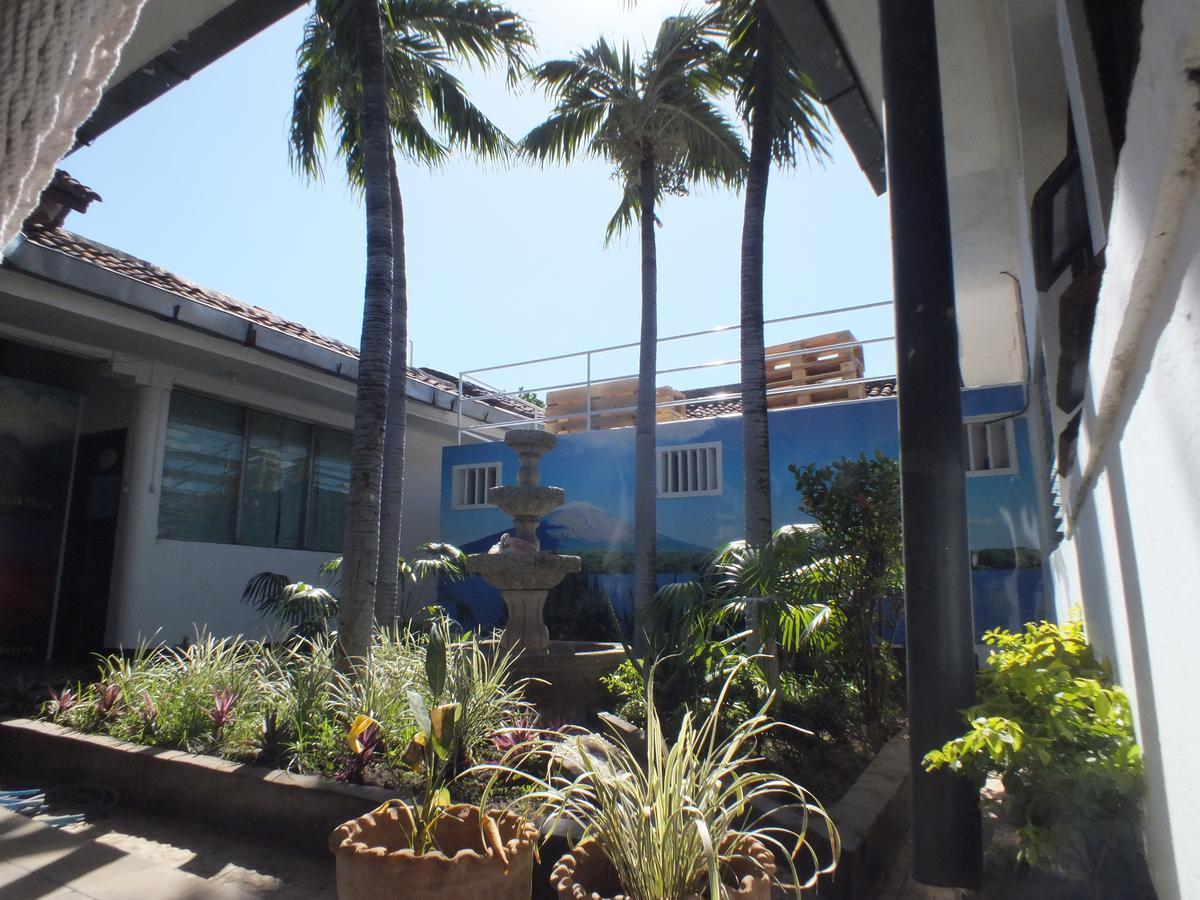 לאון Volcano Hostel מראה חיצוני תמונה