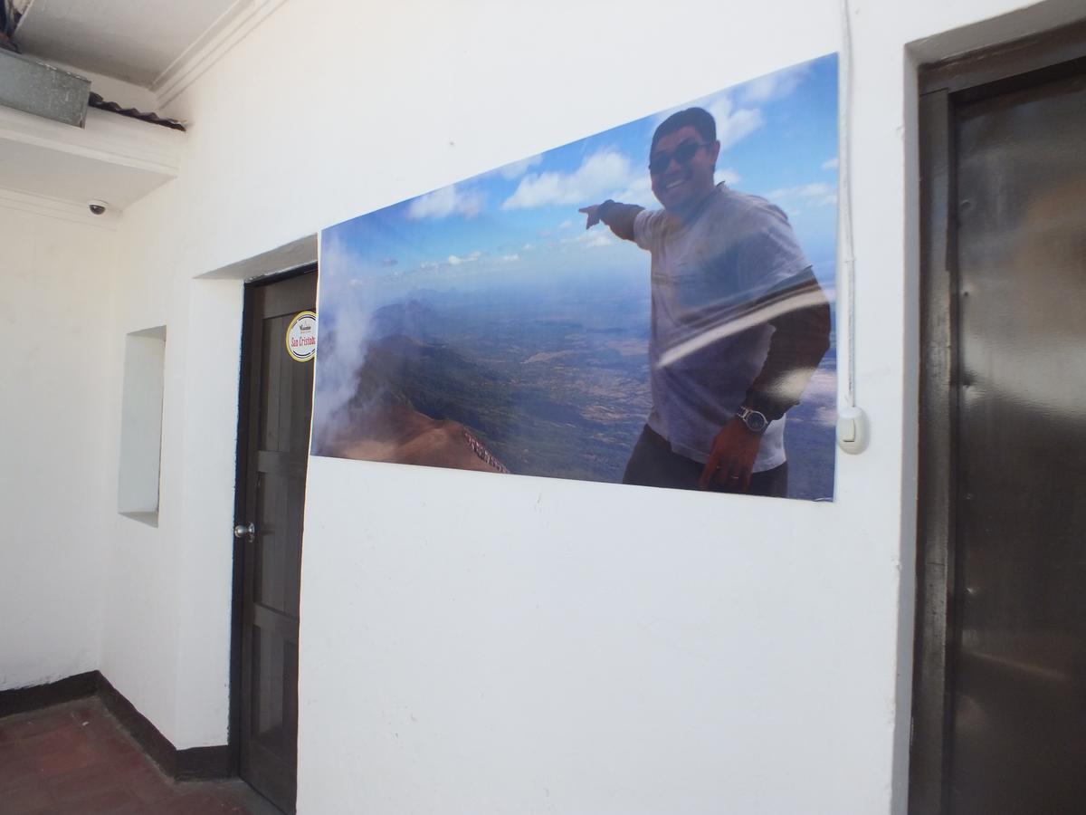 לאון Volcano Hostel מראה חיצוני תמונה