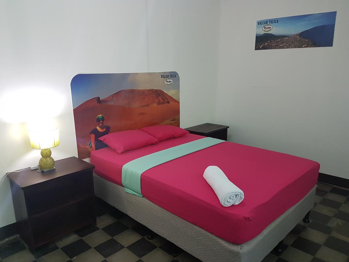 לאון Volcano Hostel מראה חיצוני תמונה