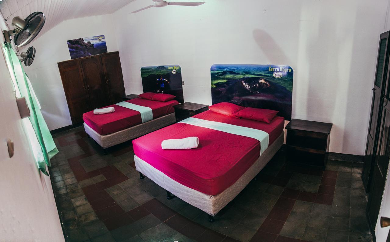 לאון Volcano Hostel מראה חיצוני תמונה