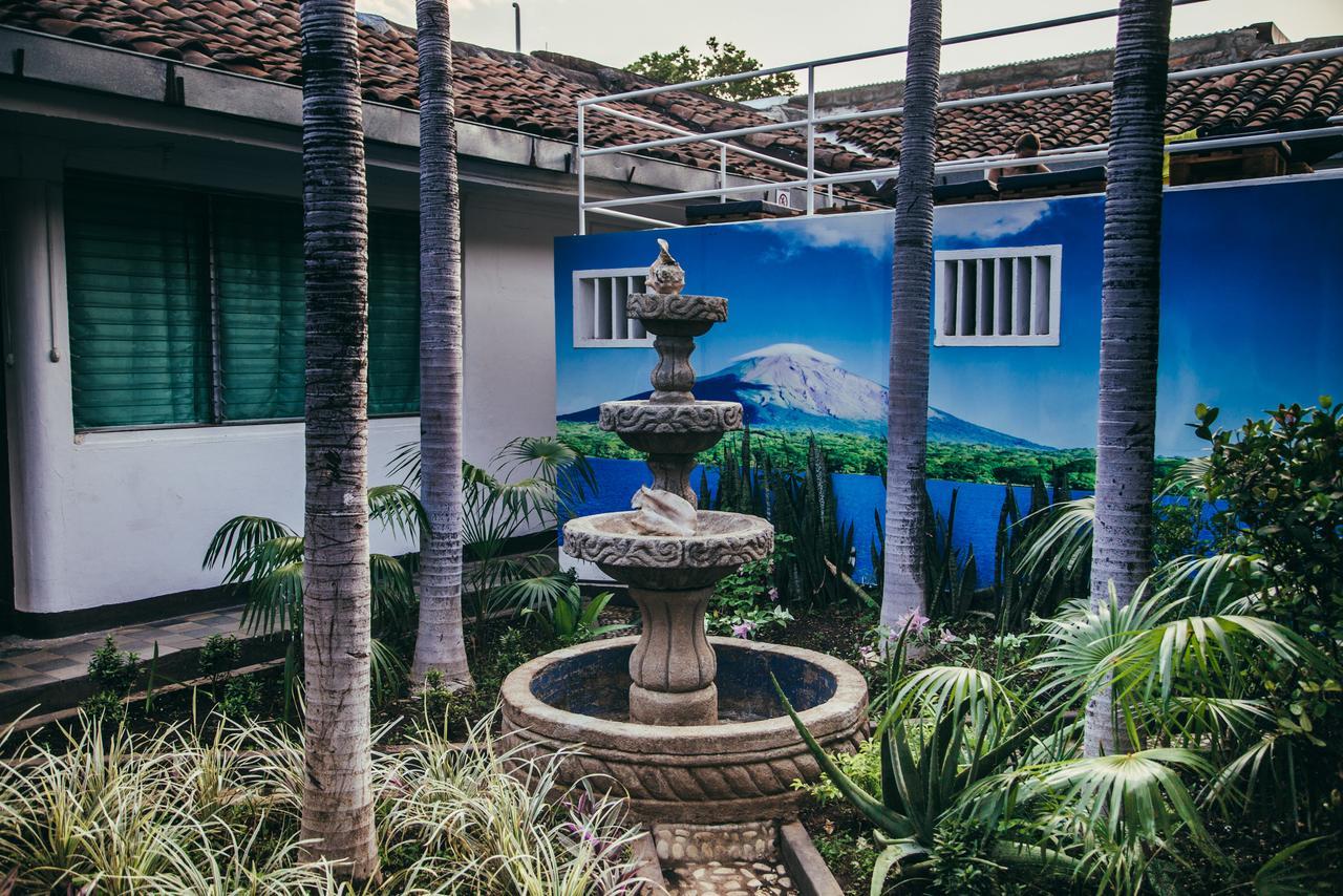 לאון Volcano Hostel מראה חיצוני תמונה
