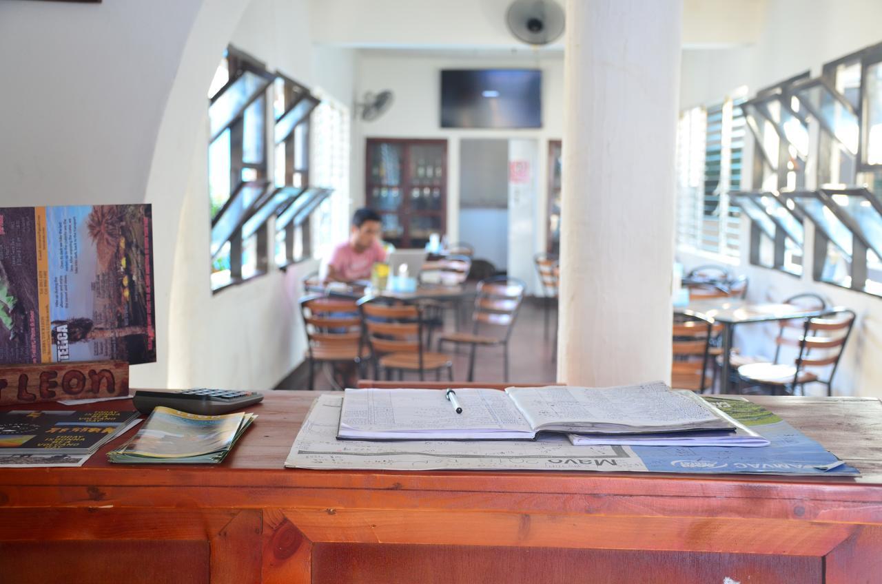 לאון Volcano Hostel מראה חיצוני תמונה